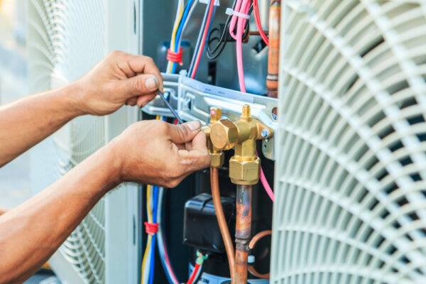 Southland Air Conditioning Technicians in Melbourne